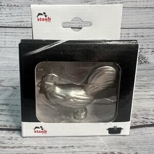 STAUB Rooster Chicken Animal Knob Handle Decorative New In Box